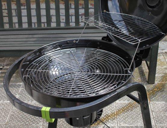 A cleaned barbecue by Fantastic Cleaners
